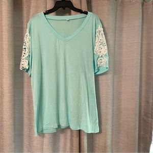 Cute Aqua colored blouse with lace, size XL, NWOT